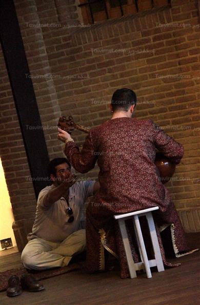 اجرای پرفورمنس آرت دیباچه