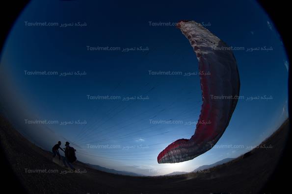 پرواز پاراگلایدر ها