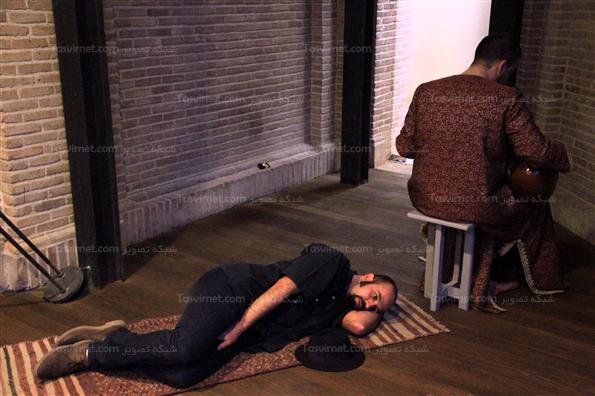 اجرای پرفورمنس آرت دیباچه