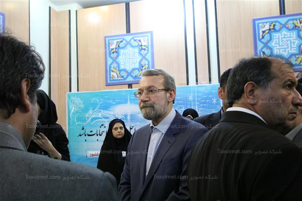 علی لاریجانی از ستاد انتخابات کشور بازدید کرد