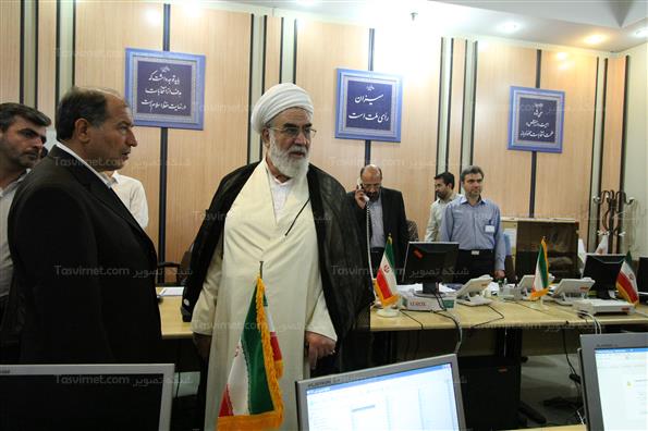 بازدید رئیس دفتر رهبر انقلاب از ستاد انتخابات