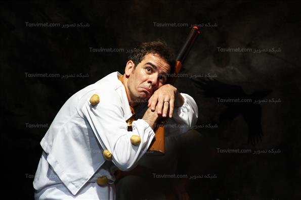 نمایش من از سگ بودن خود چیزهای زیادی فهمیده بودم