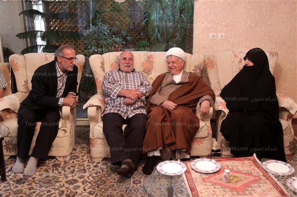 دیدارهاشمی رفسنجانی با خانواده شهیدان جوادسپهری