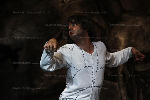 نمایش من از سگ بودن خود چیزهای زیادی فهمیده بودم