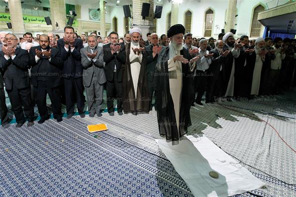 محفل انس با قرآن با حضور رهبر انقلاب اسلامی