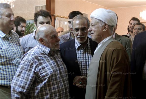 دیدارهاشمی رفسنجانی با خانواده شهیدان جوادسپهری