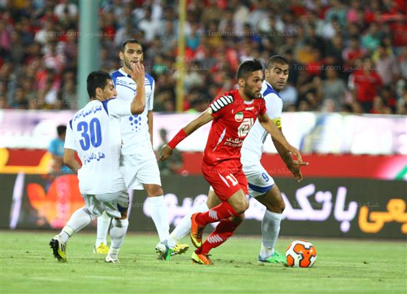 دیدار تیم‌های ملوان و پرسپولیس