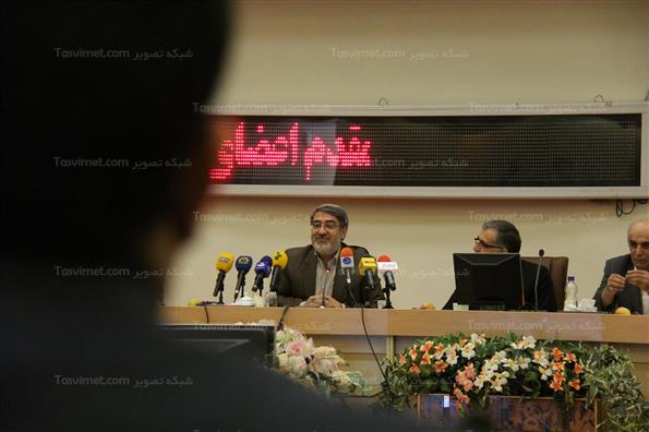 نشست مشترک هیات رئیسه اتاق بازرگانی با وزیر کشور