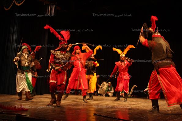 تعزیه خوانی خورشید بر سر نیزه