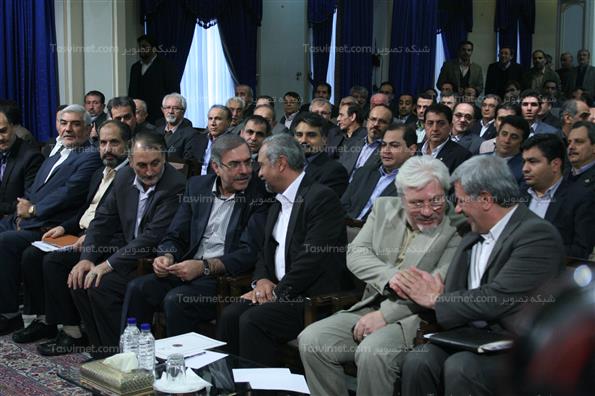 مراسم تودیع و معارفه رؤسای دو مرکز نهادریاست جمهور