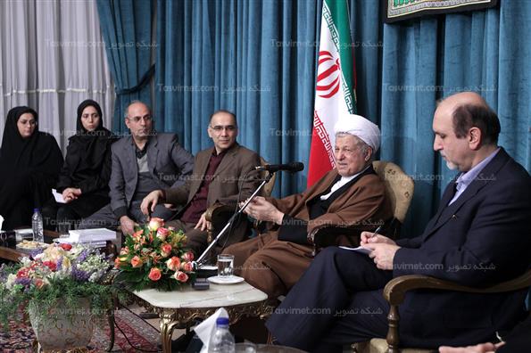 دیدارشرکت کنندگان نشست همبستگی ملت فلسطین باهاشمی