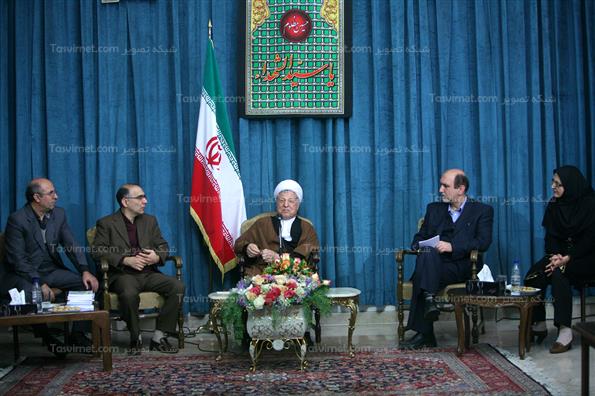 دیدارشرکت کنندگان نشست همبستگی ملت فلسطین باهاشمی