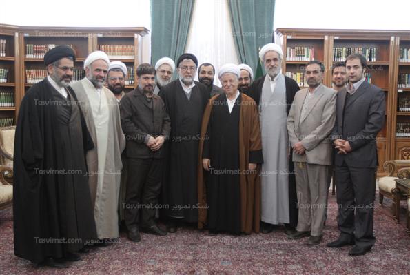 دیدارجمعی ازاعضای موسسه نشر آثار امام  باهاشمی