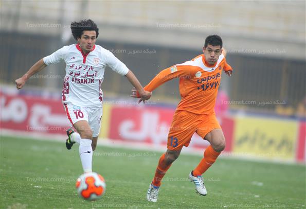 دیدار تیم های فوتبال سایپا و تراکتورسازی