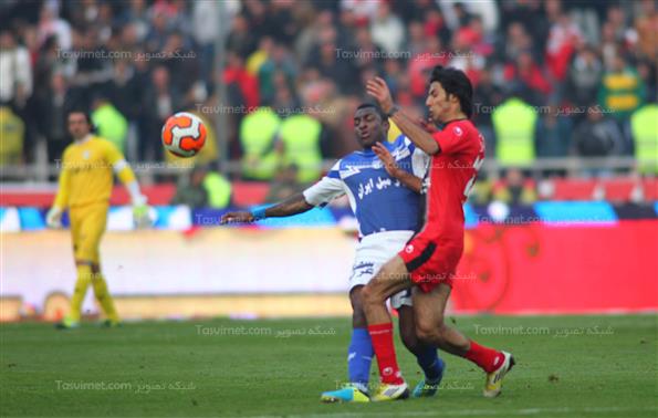 دیدار تیم های فوتبال استقلال و پرسپولیس