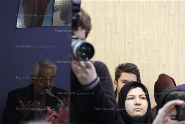 نشست محمدرضا صادق با دانشجویان دانشکده خبر