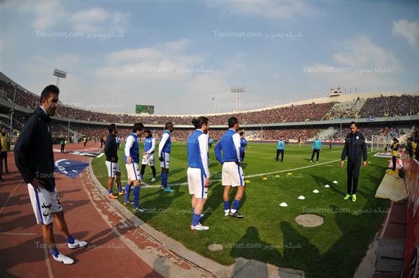 دیدار تیم های فوتبال استقلال و پرسپولیس