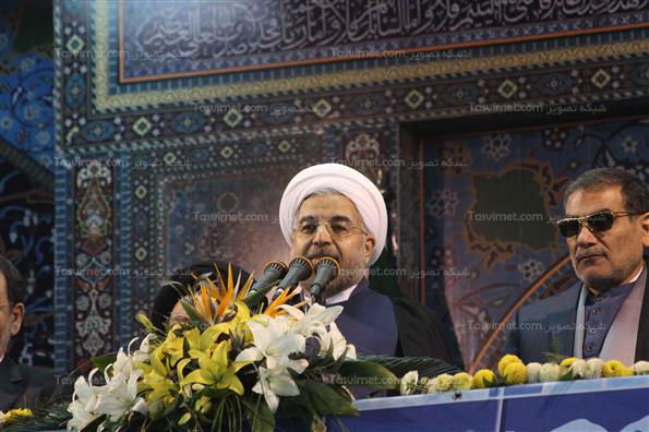 حضور حسن روحانی در مصلی اهواز