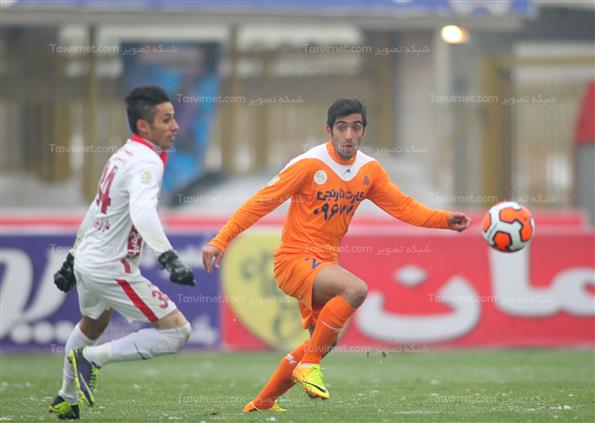 دیدار تیم های فوتبال سایپا و تراکتورسازی