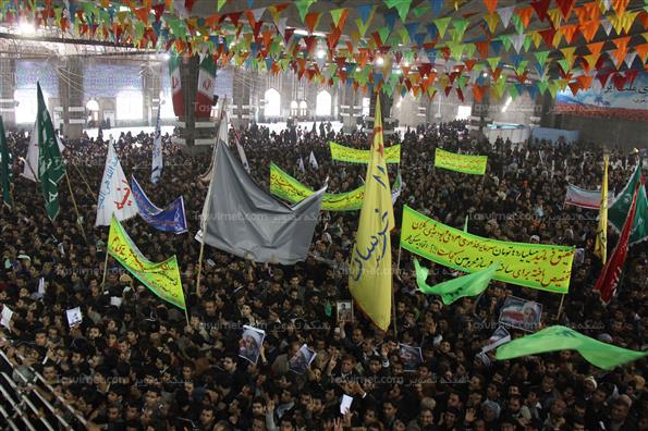 حضور حسن روحانی در مصلی اهواز