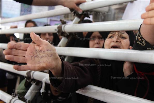 حضور حسن روحانی در مصلی اهواز