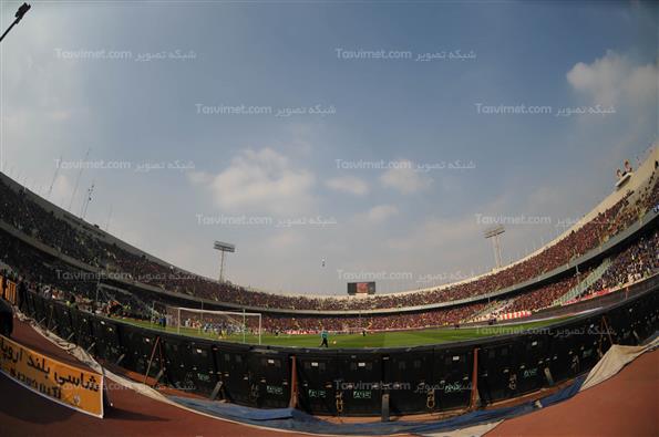 دیدار تیم های فوتبال استقلال و پرسپولیس