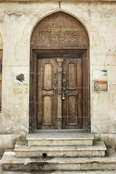 درب های چوبی قدیمی بوشهر