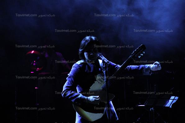 محسن یگانه