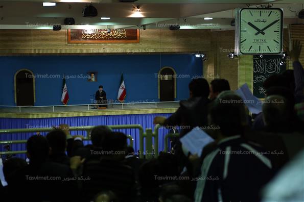 دیدار جمعی از مردم آذربایجان با رهبر انقلاب اسلامی