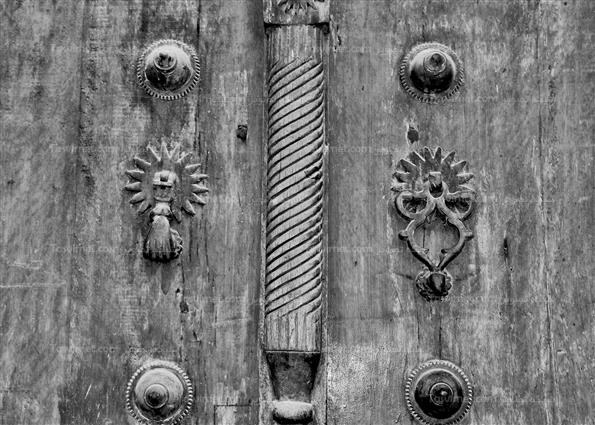 درب های چوبی قدیمی بوشهر