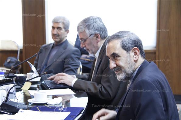 نشست خبری علی اکبرولایتی