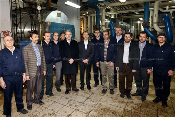 بازدید لاریجانی از بخش‌های اداری مجلس