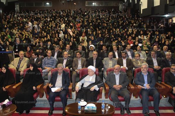 تقدیر از زنان کارگر و سرپرست خانوار