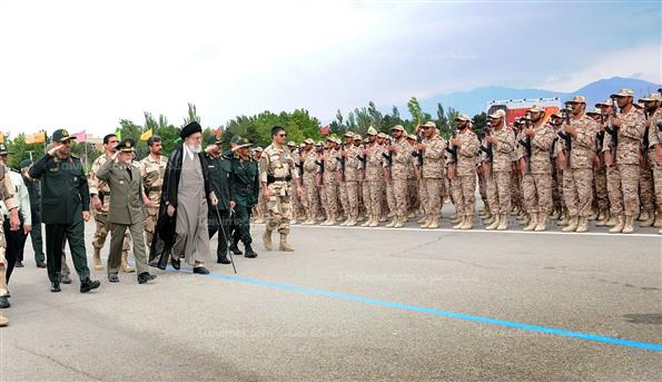 مراسم دانش‌آموختگی دانشجویان دانشگاه امام حسین(ع)