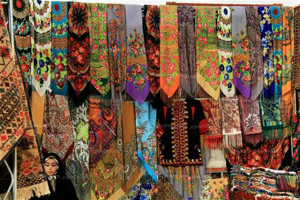 نخستین نمایشگاه فرش روستایی ایران