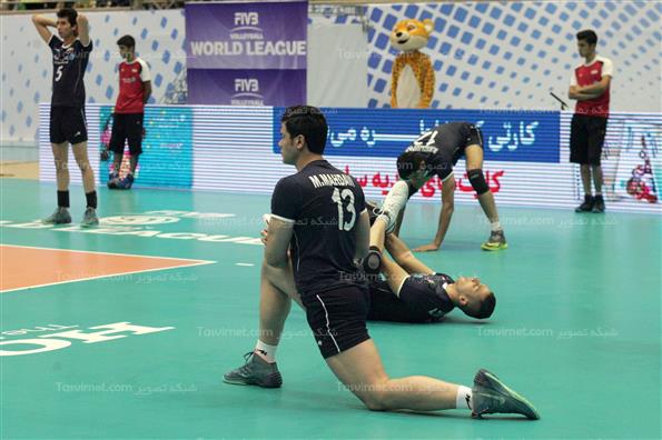 دیدار تیم های ملی والیبال ایران و لهستان