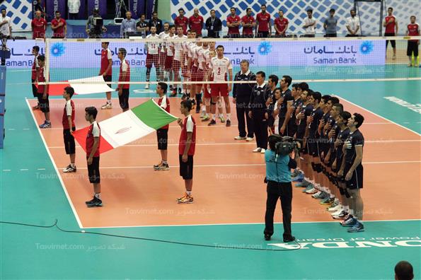 دیدار تیم های ملی والیبال ایران و لهستان