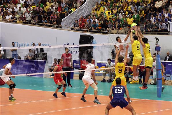 دیدار تیم های ملی والیبال ایران و برزیل