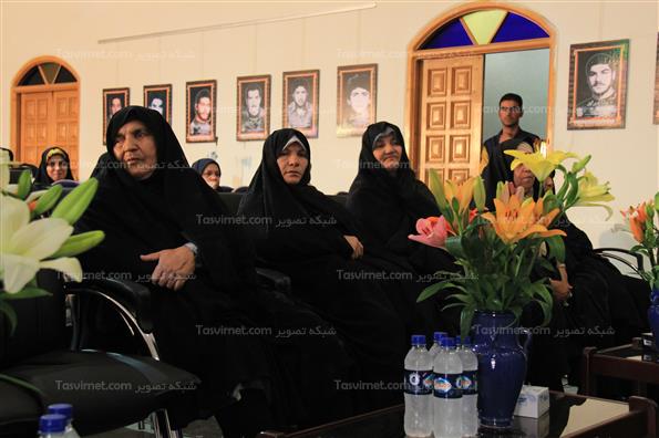 همایش مادران چشم به راه در فرهنگسرای اشراق