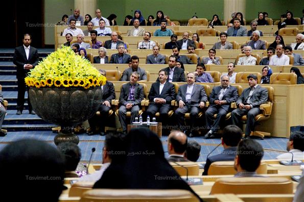 بزرگداشت روز جهانی صنایع دستی