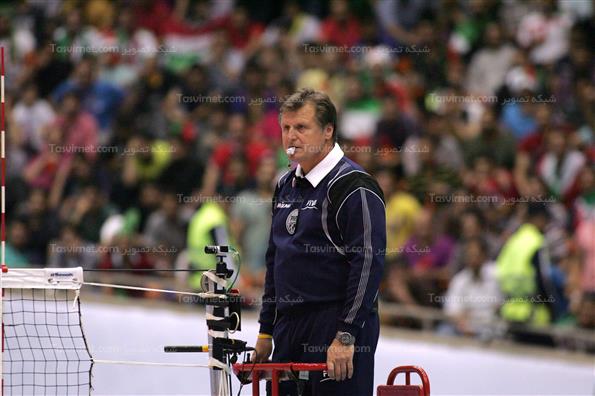 دیدار تیم های ملی والیبال ایران و لهستان