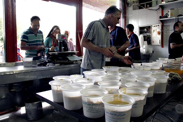 تهیه حلیم در ماه مبارک رمضان