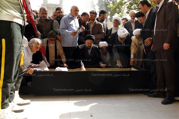 تشییع پیکر آیت الله محمدی گیلانی