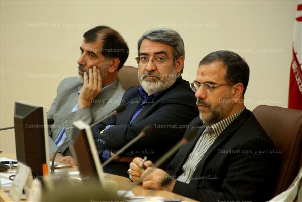 نشست وزیر کشور با استانداران و دبیران احزاب