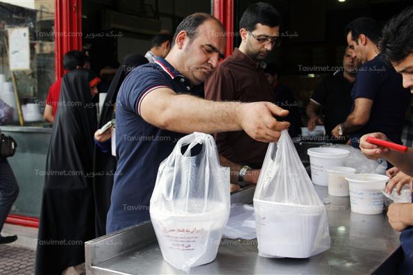 تهیه حلیم در ماه مبارک رمضان