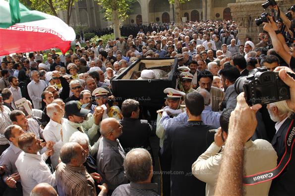 تشییع پیکر آیت الله محمدی گیلانی