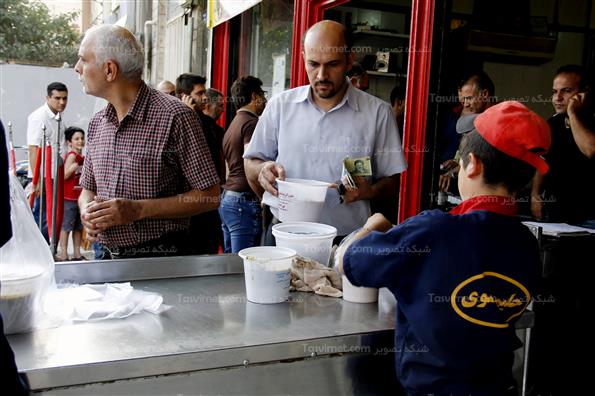 تهیه حلیم در ماه مبارک رمضان