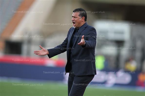 دیدار تیم های فوتبال پرسپولیس و پدیده