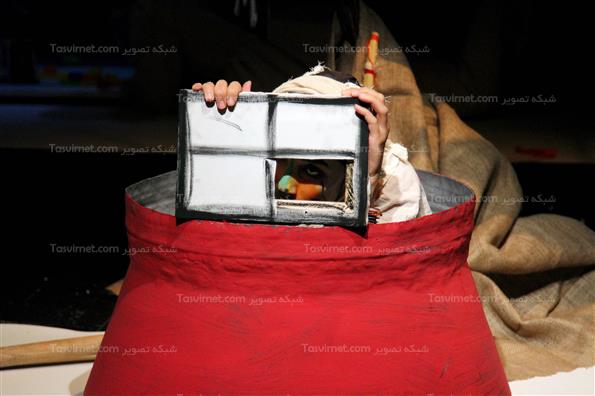 اجرای نمایش هذیان دونفره