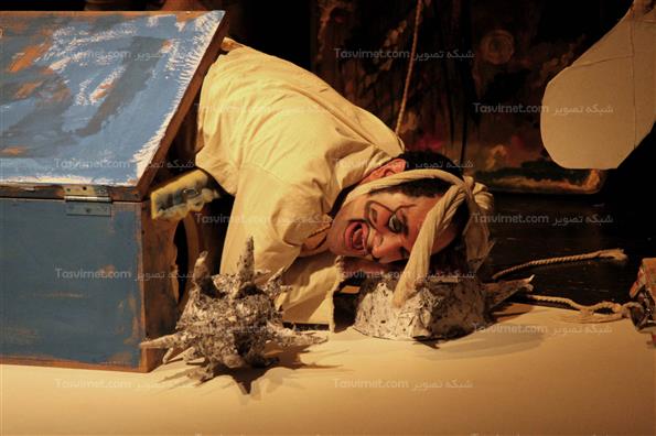 اجرای نمایش هذیان دونفره